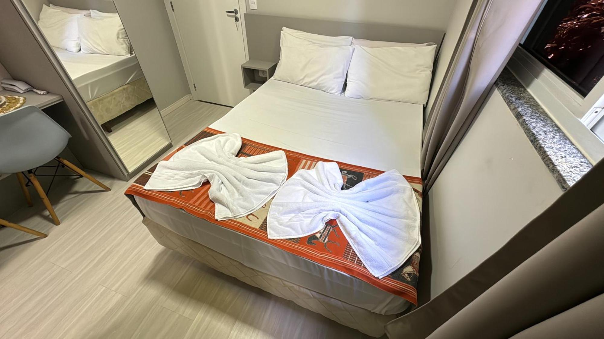 4- Studio Para Casal. Otima Localizacao Curitiba Ngoại thất bức ảnh
