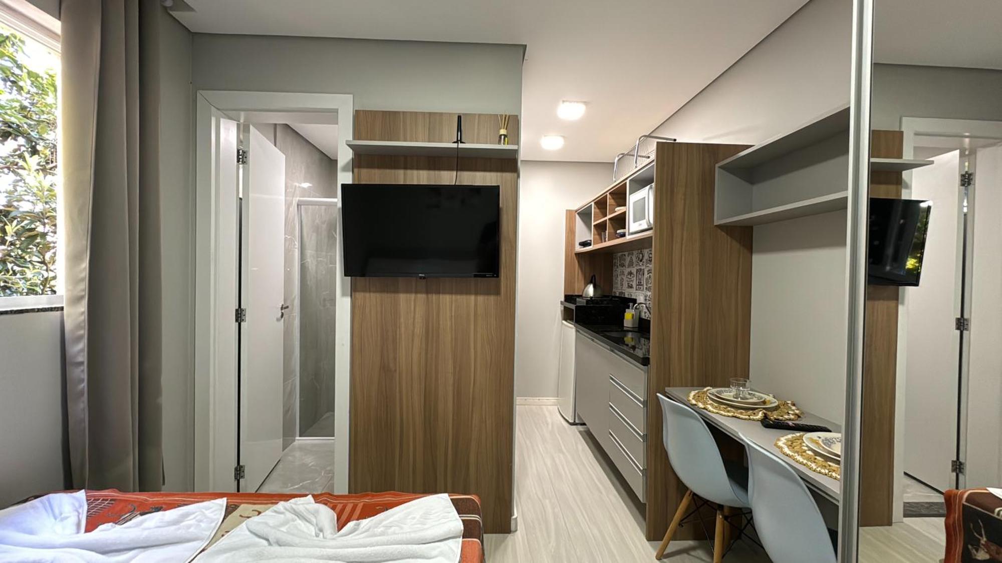 4- Studio Para Casal. Otima Localizacao Curitiba Ngoại thất bức ảnh